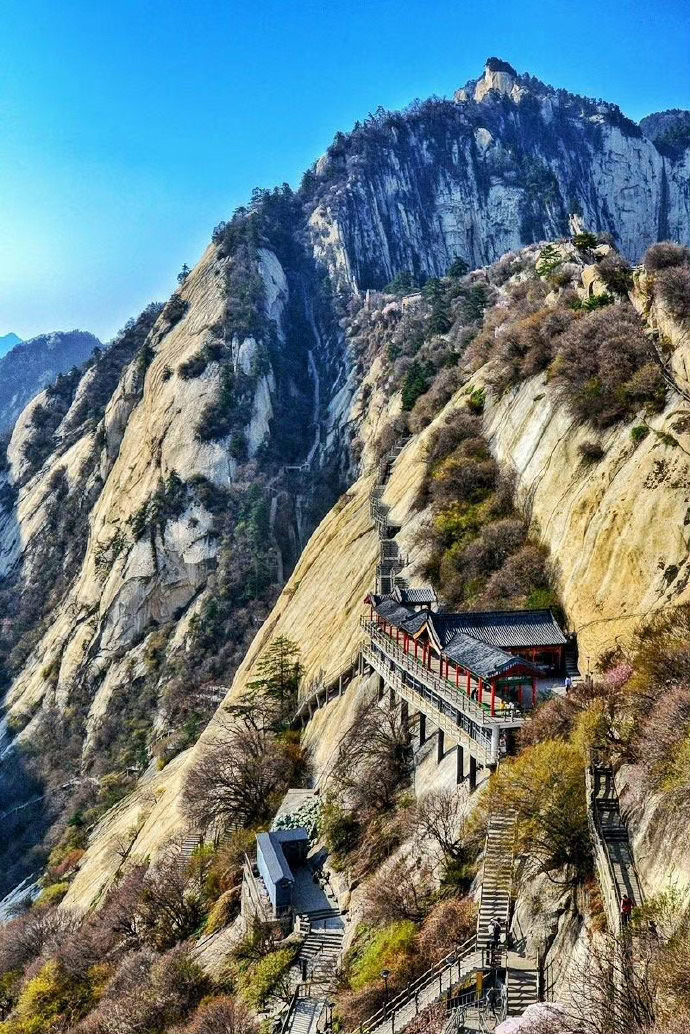 陕西，三秦大地的历史文化瑰宝与地理风情